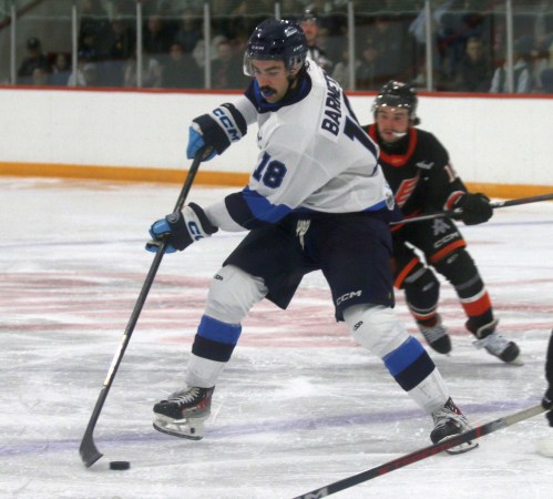 Steinbach took down the Winkler Flyers 4-2 in their home opener at the HyLife Centre in La Broquerie Sept. 21. (Cassidy Dankochik The Carillon)