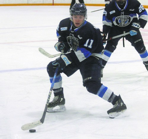 Jackson Kostiuk's final home game of the season for Steinbach was their victory over Virden Jan. 4. The 2006-born forward has signed with Prince Albert of the WHL. (Cassidy Dankochik The Carillon)